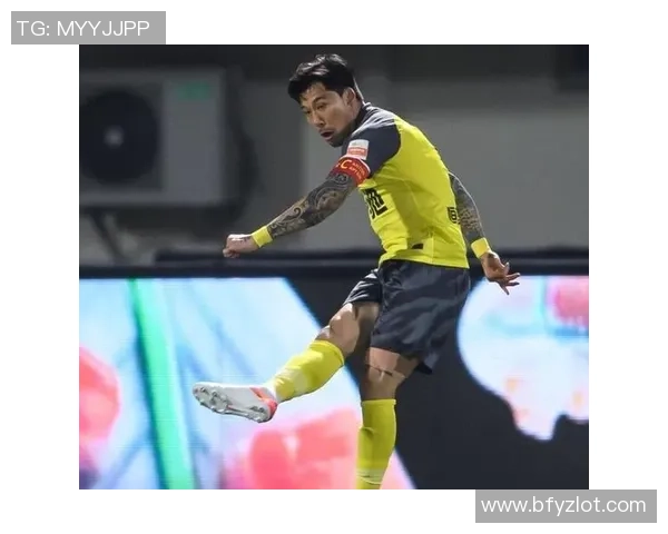 大腿前侧足球明星纹身的艺术魅力与个性表达探讨